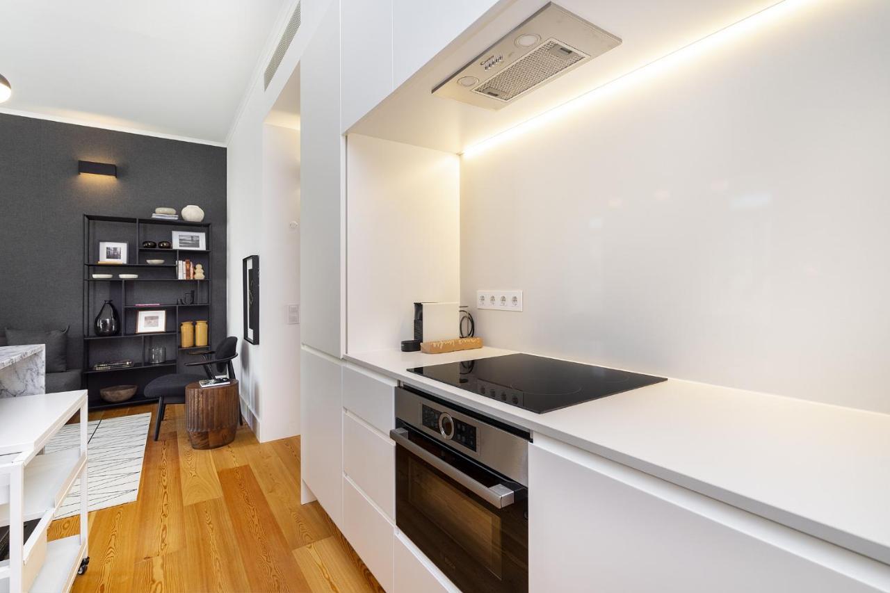 Whome Exclusive City Hideaway Perfect For Digital Nomads & Remote Workers Lisbon Bagian luar foto